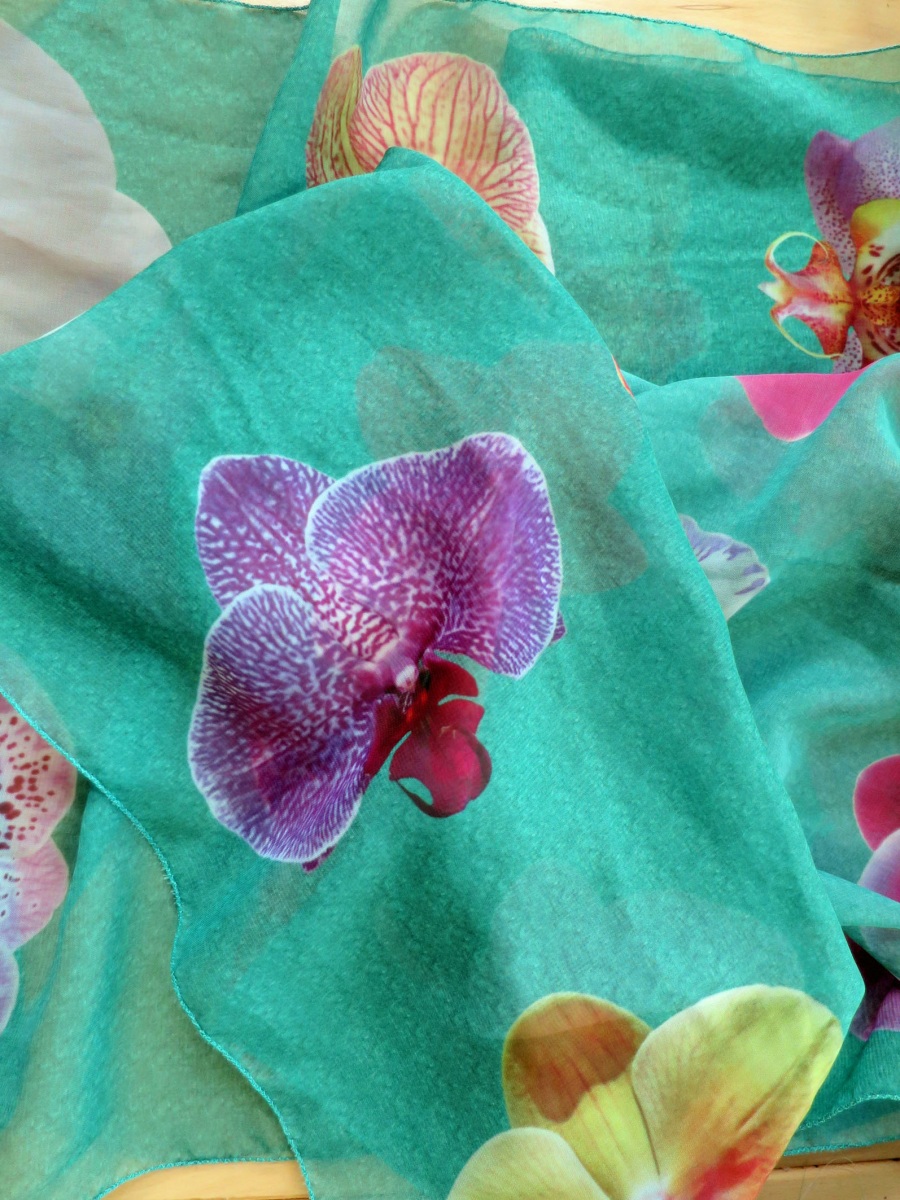 internet_scarf_20orchids_turq1